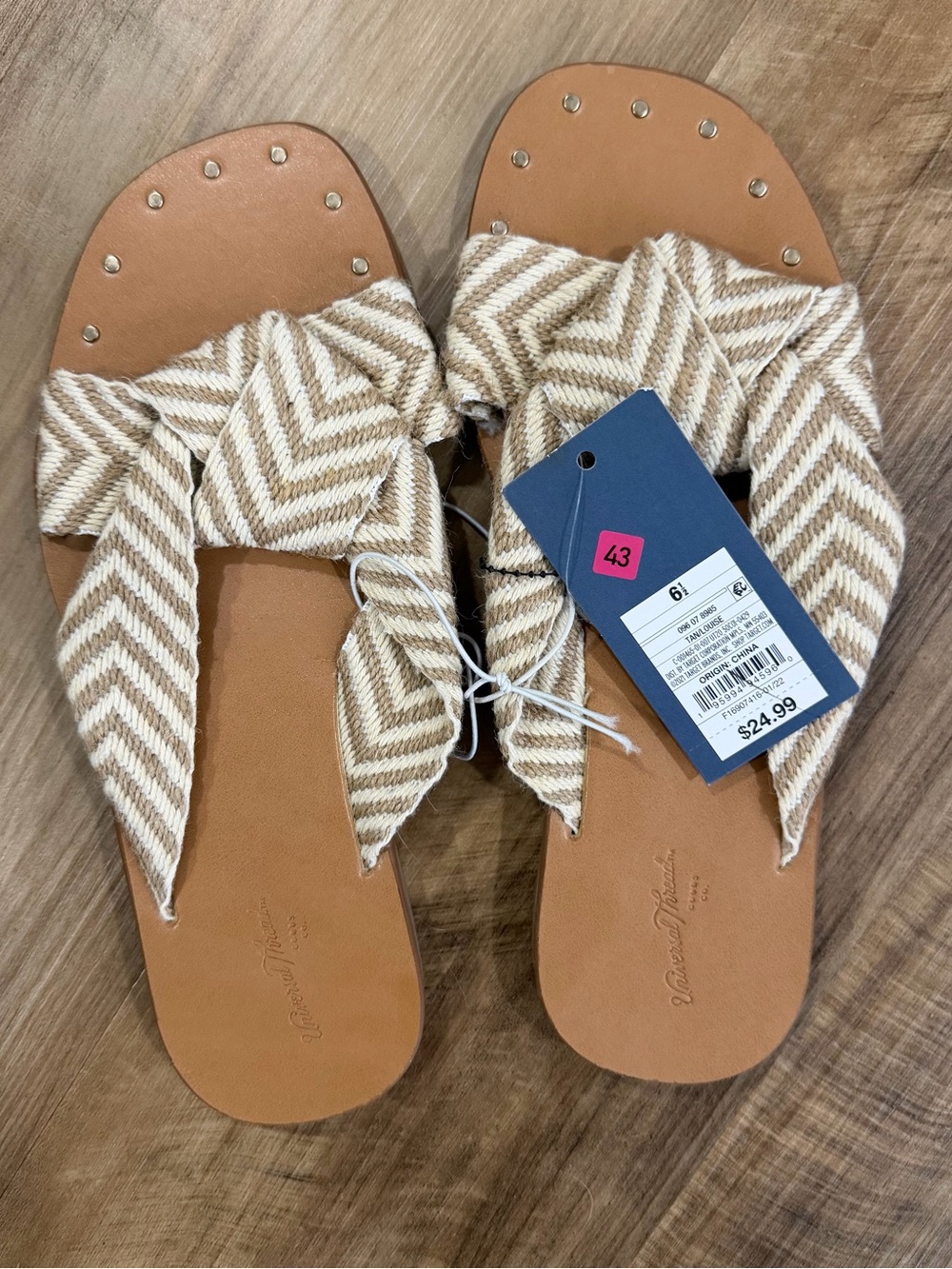 Universal Thread Tan & Cream Chevron Knot Slide Sandals - Women
